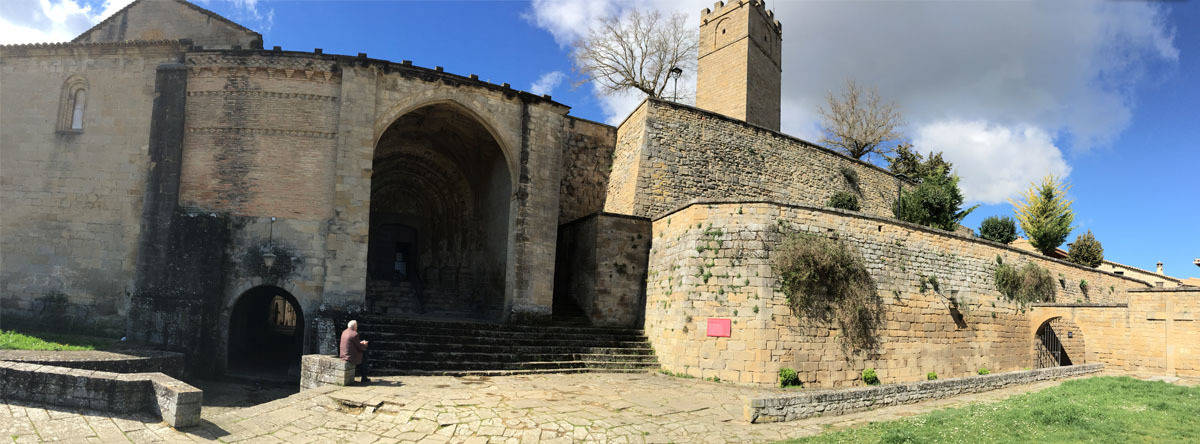Iglesia de San Esteban y Torre del homenaje