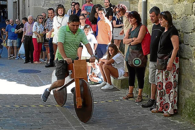 La Feria medieval llena las calles de Sos del rey católico